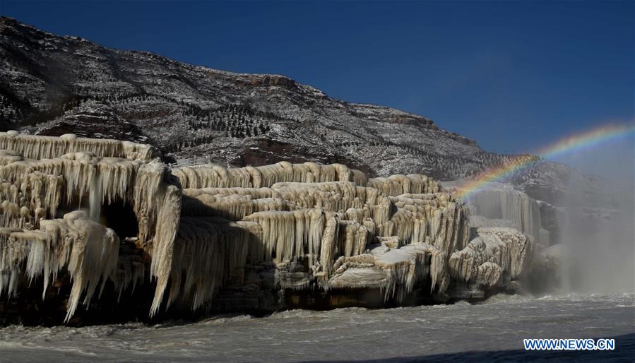 CHINA-YELLOW RIVER-HUKOU WATERFALL-WINTER SCENERY (CN)