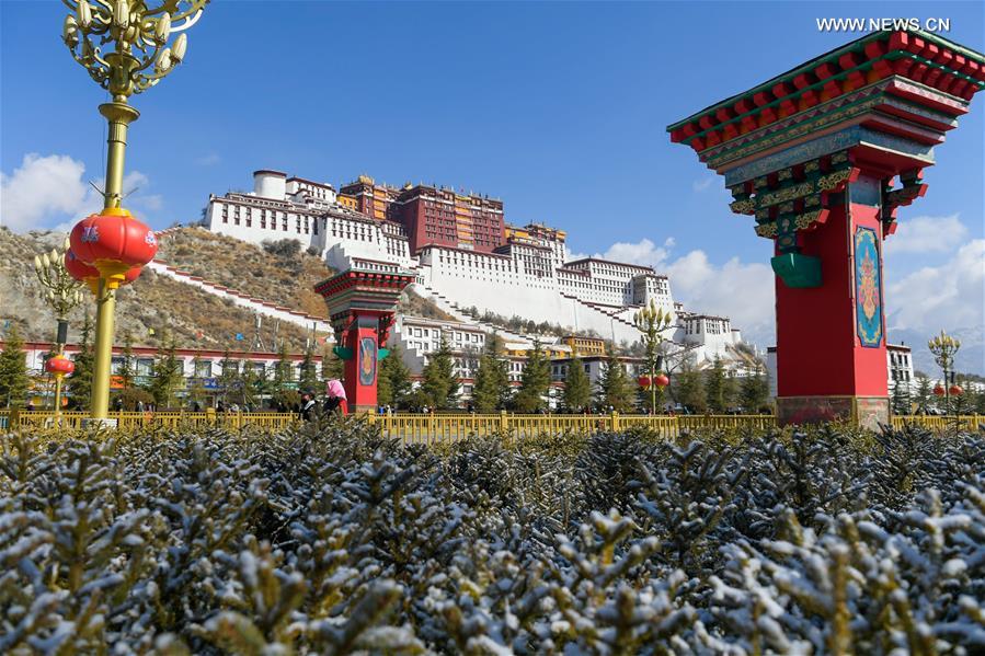 CHINA-LHASA-SCENERY-SNOW (CN)