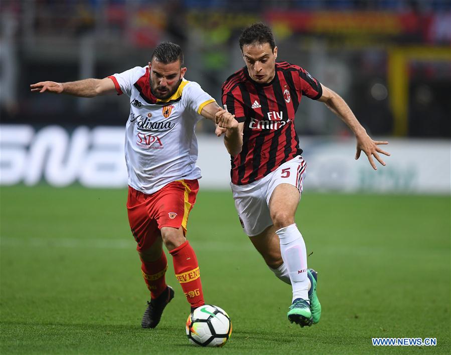 (SP)ITALY-MILAN-SOCCER-SERIE A-AC MILAN-BENEVENTO