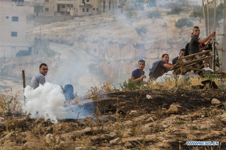 MIDEAST-BETHLEHEM-FRIDAY-PRAYERS