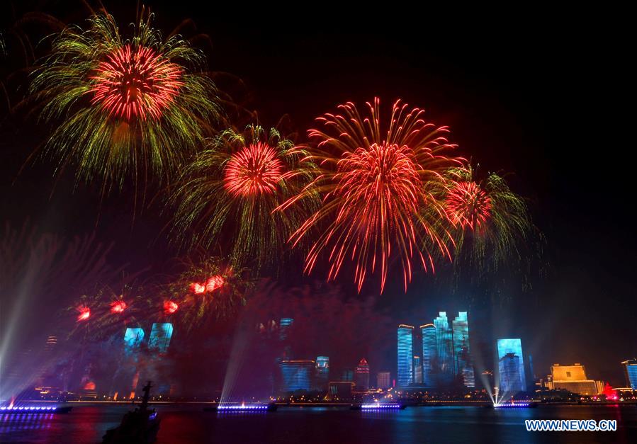 (SCO SUMMIT) CHINA-QINGDAO-SCO-LIGHTS-FIREWORKS-SHOW (CN)