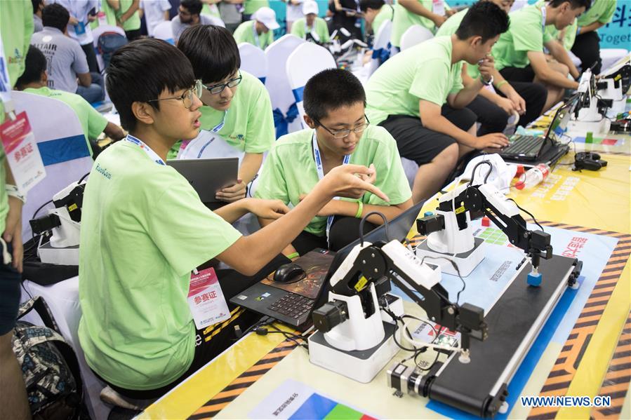 CHINA-HUBEI-WUHAN-ROBOT CONTEST(CN)