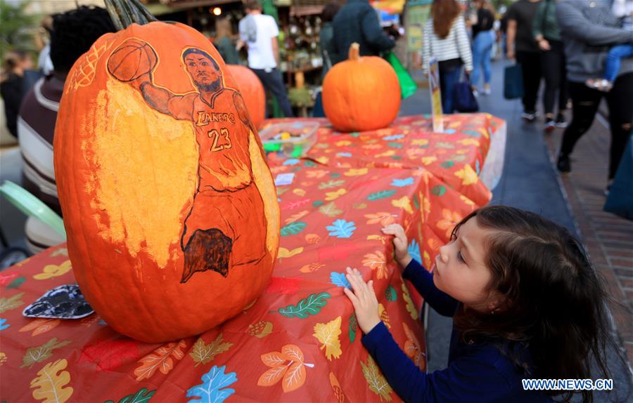 U.S.-LOS ANGELES-FALL FESTIVAL