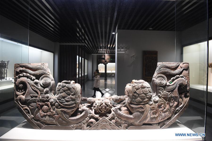 CHINA-ANHUI-HUANGSHAN-HANDICRAFTS (CN)