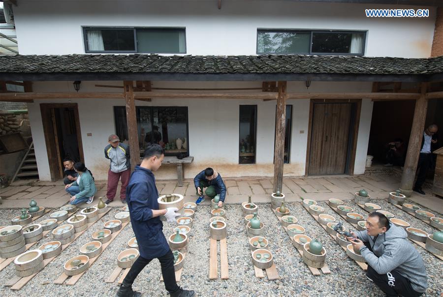 CHINA-ZHEJIANG-LONGQUAN-CELADON MAKER (CN)