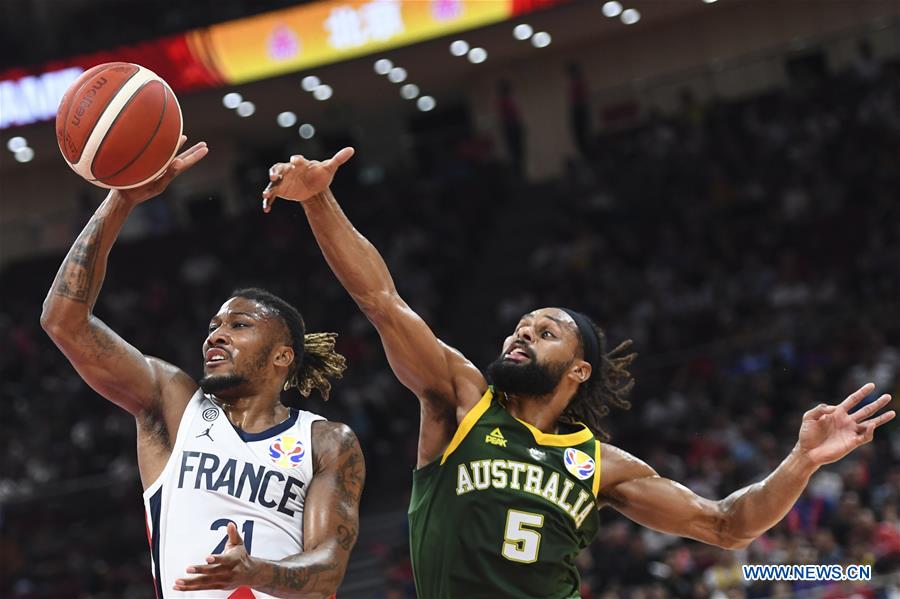 (SP)CHINA-BEIJING-BASKETBALL-FIBA WORLD CUP-FRA VS AUS (CN)