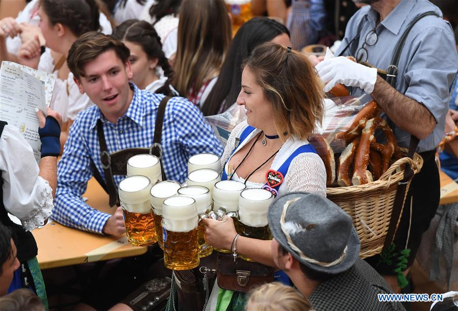 GERMANY-MUNICH-OKTOBERFEST-OPENING