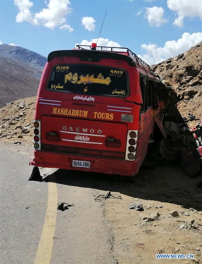 (SpotNews)PAKISTAN-CHILAS-ROAD ACCIDENT