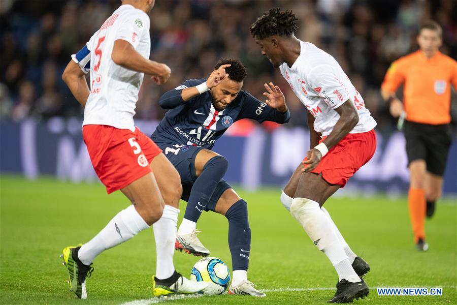 (SP)FRANCE-PARIS-SOCCER-FRENCH LIGUE 1-PARIS SAINT-GERMAIN VS REIMS