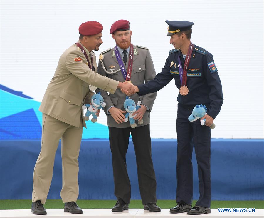 (SP)CHINA-WUHAN-7TH MILITARY WORLD GAMES-PARACHUTING