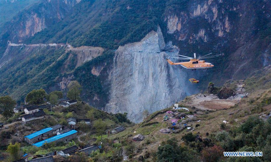 CHINA-SICHUAN-ROAD CONSTRUCTION-MI-26 HELICOPTER (CN)