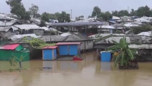 天灾！暴雨倾盆 孟加拉国难民村30万人被困